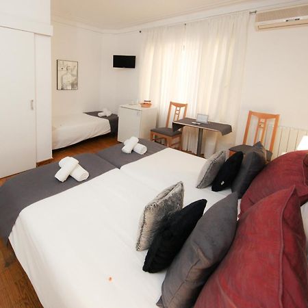 Petit Hotel Barcelona Ngoại thất bức ảnh