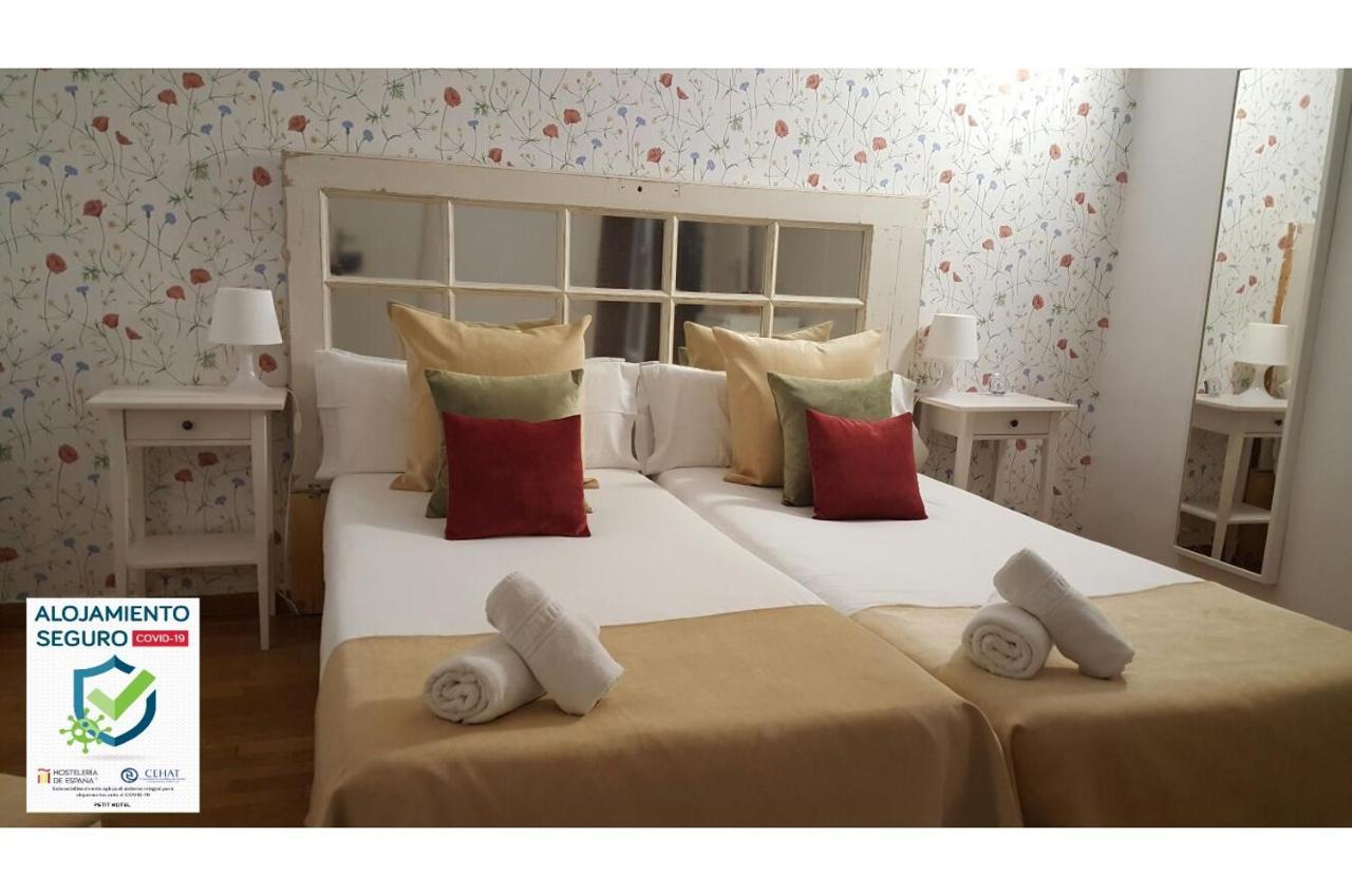 Petit Hotel Barcelona Ngoại thất bức ảnh